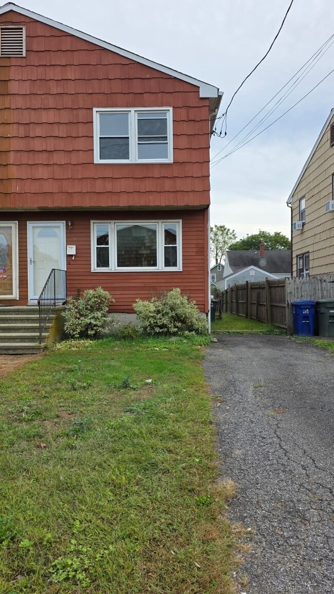 Foto del edificio - 104 Yacht St