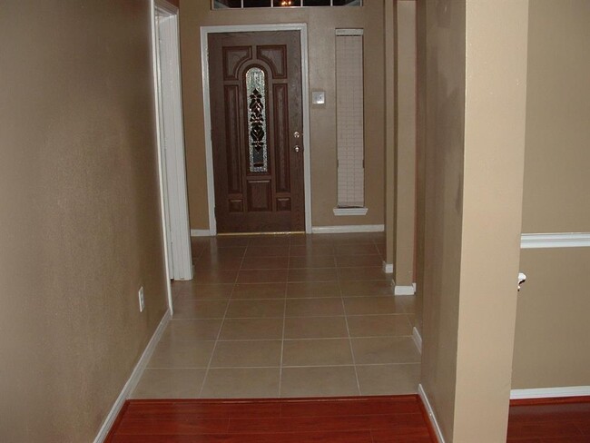 Building Photo - 1538 Glacier Blue Dr