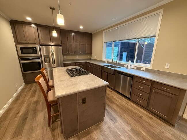 Foto del edificio - 17069 Norwalk Rd