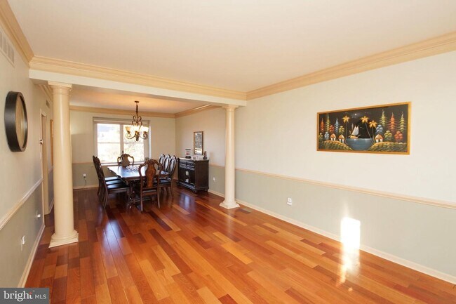 Building Photo - 43 Pickering Dr