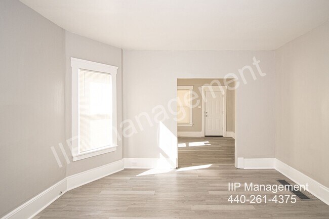 Building Photo - Chic 2-Bedroom Rental in Garden Valley, Cl...