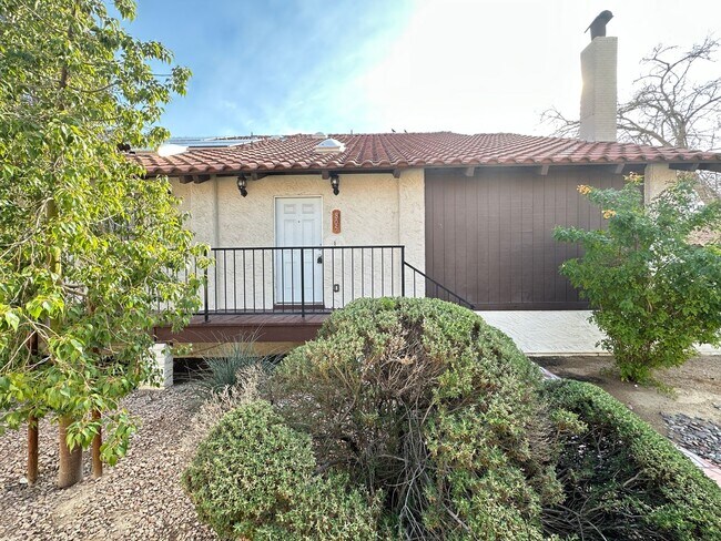 Foto del edificio - 805 Spyglass Ln