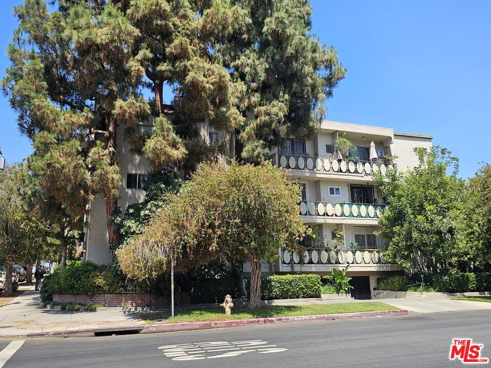 Primary Photo - 4255 5th St