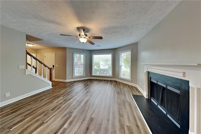 Building Photo - 10610 Colony Glen Dr