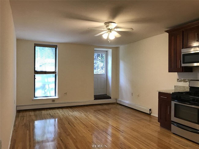Building Photo - 88 Bergen St