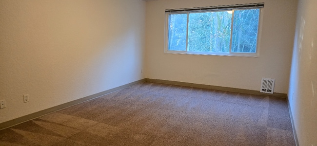 Photo - 1625 Kent Des Moines Rd Apartment