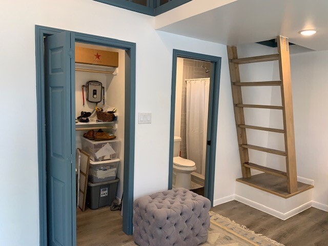 Building Photo - 710 Twin Oaks St