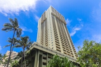Building Photo - 2240 Kuhio Ave.