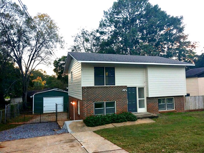 Foto del edificio - 3260 Harrison Rd