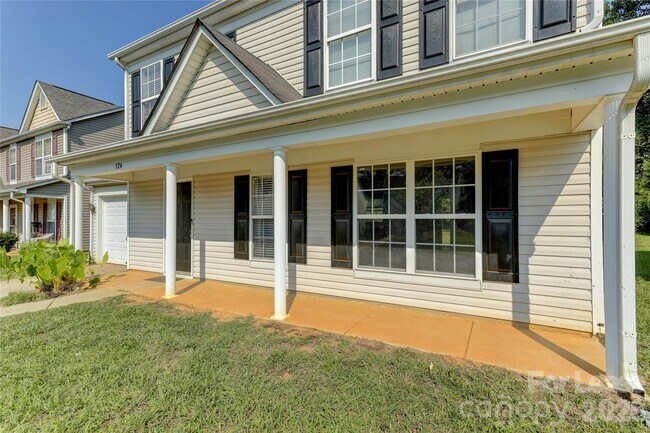 Building Photo - 524 Stillgreen Ln