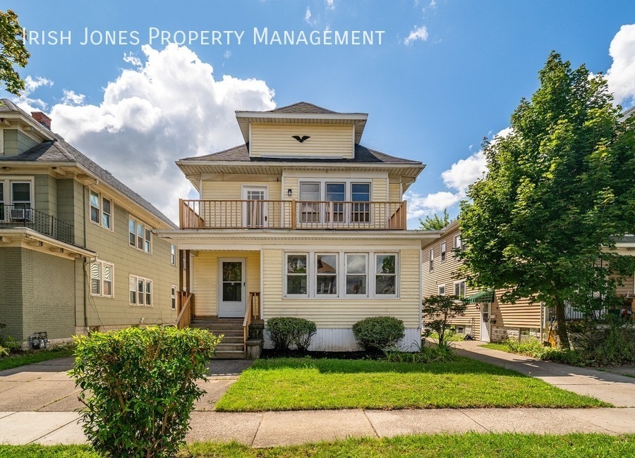 Foto principal - 33 Harding Rd