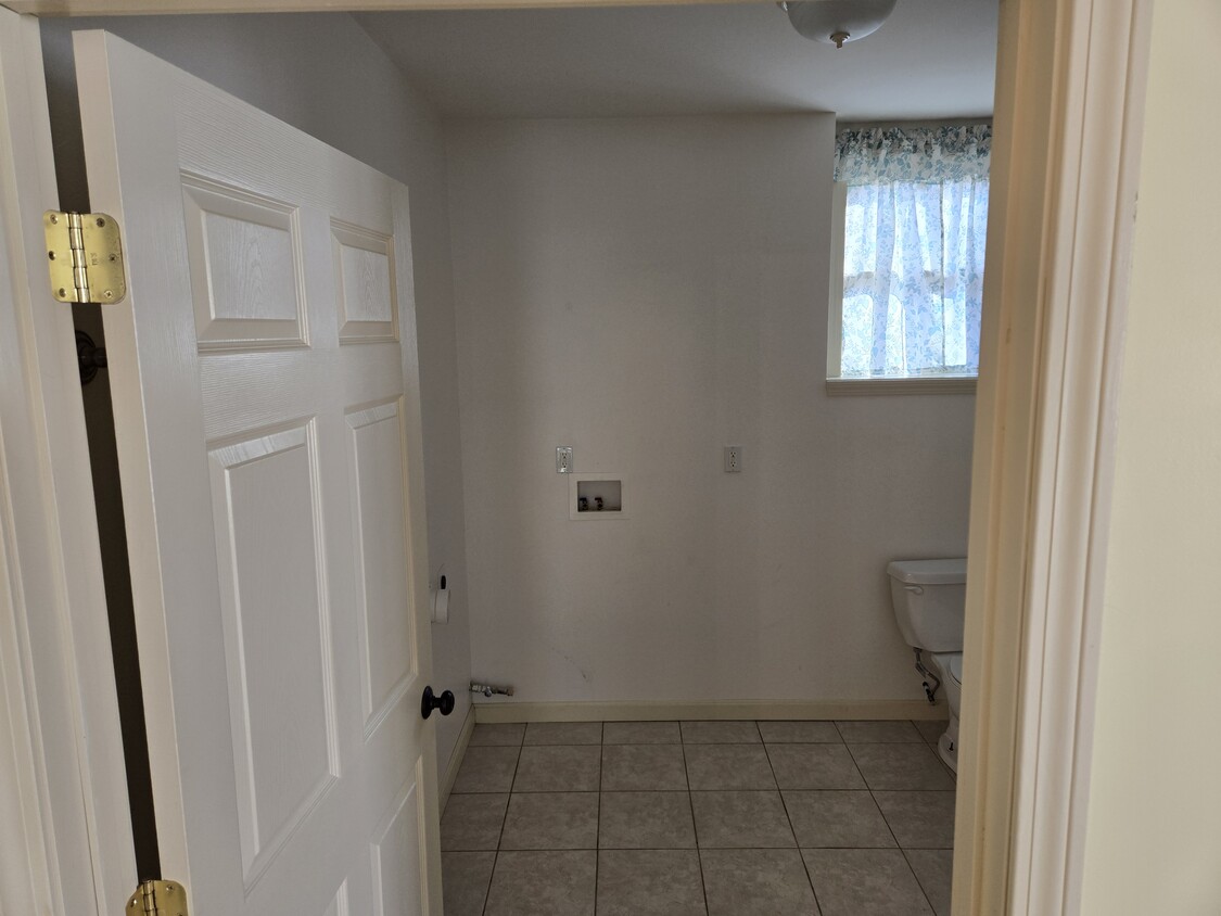 Bathroom(pic 1) - 100 McKeagney Rd