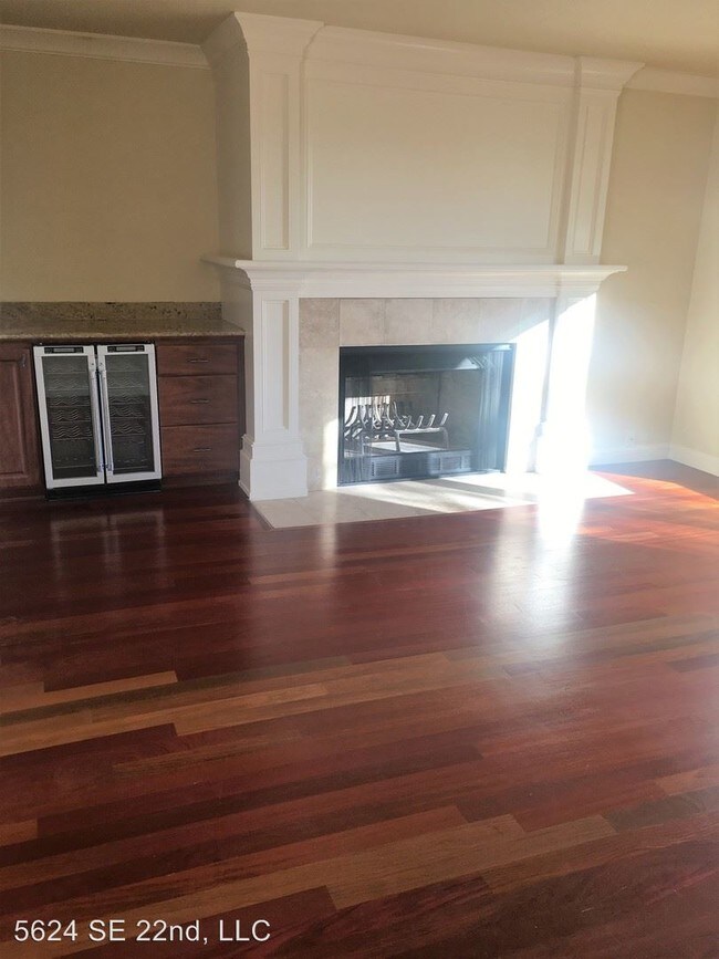 Foto del edificio - 6520 SW Canyon Ct