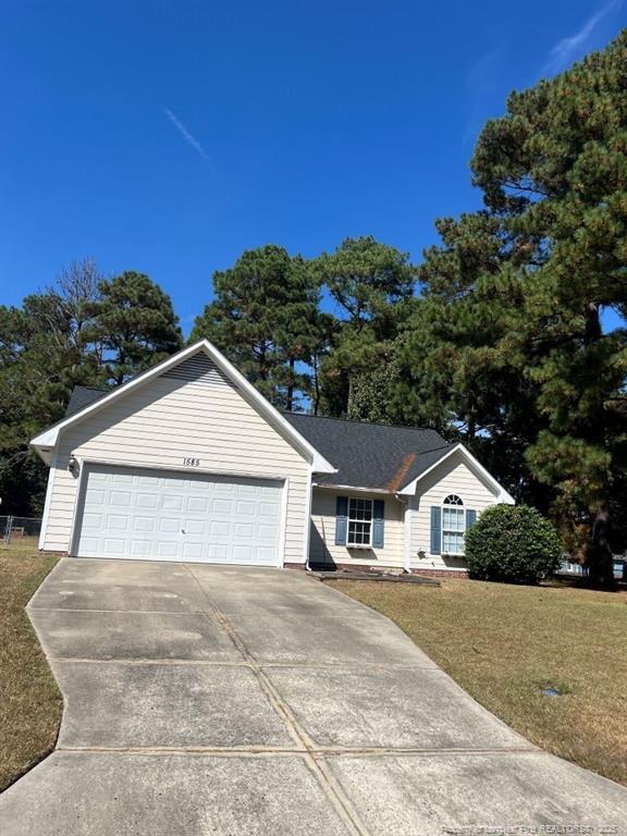 Building Photo - 1585 Clan Campbell Dr