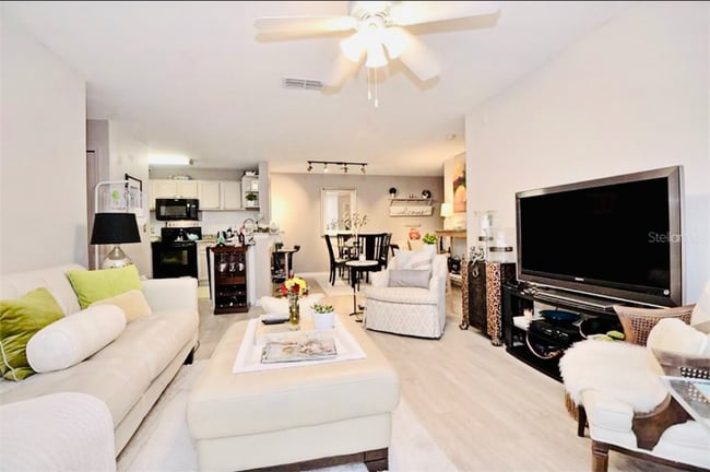 Photo - 7524 Seurat St Apartment