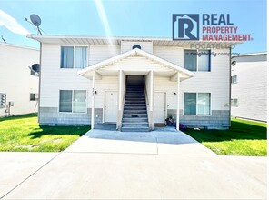 Building Photo - 4407 Opal Ave