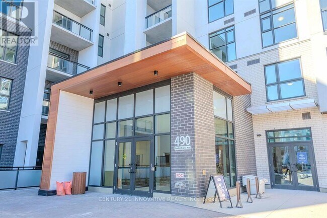 Photo du bâtiment - 490 Gordon Krantz Ave