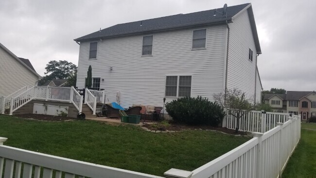 Building Photo - 1016 Caspian Dr