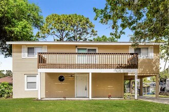 Building Photo - 8181 Albatross Rd