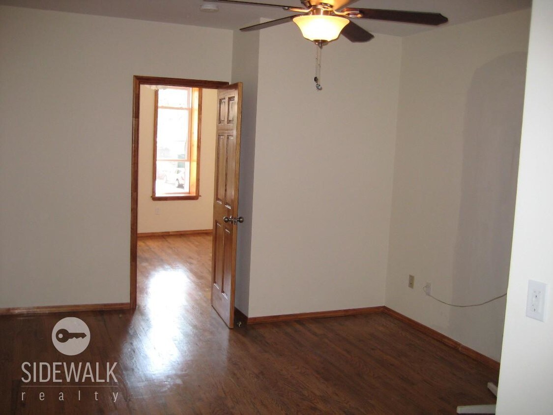 Building Photo - 7517 64th Pl