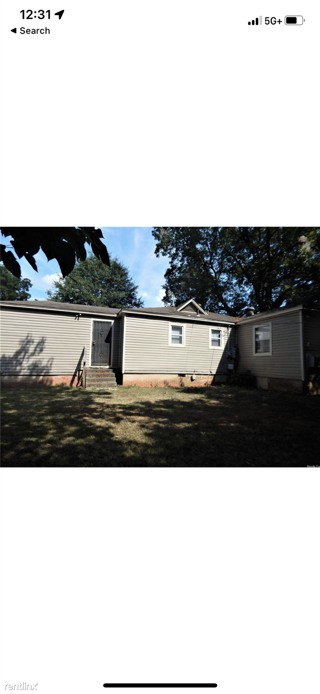 Building Photo - 3 br, 1 bath House - 20 Wright Circle