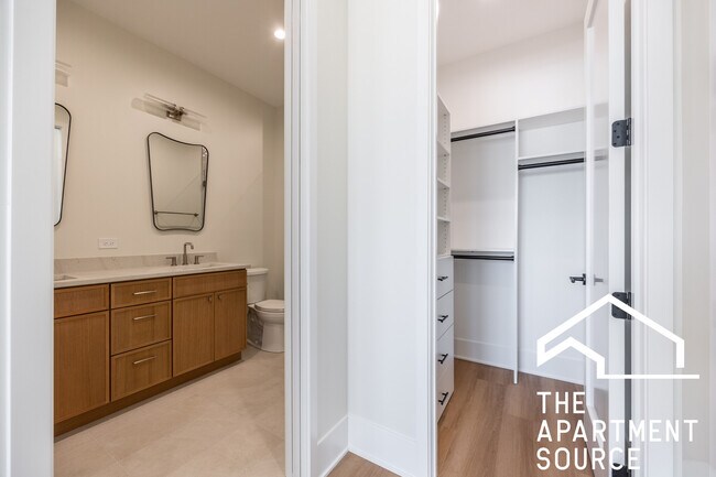 Foto del edificio - 1624 W Grand Ave