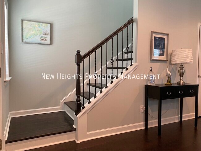 Building Photo - 1673 Emmets Rd