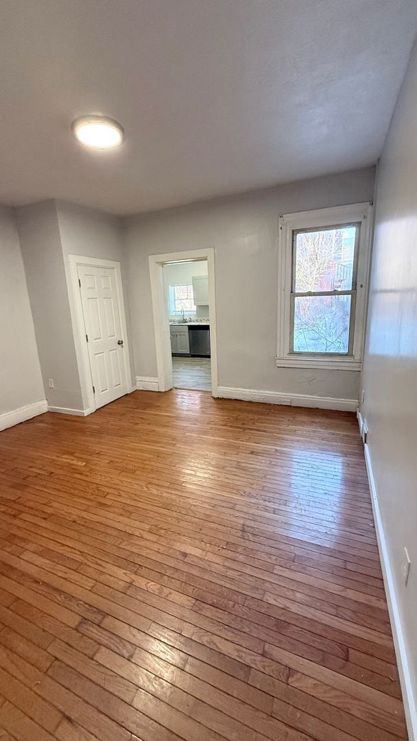 Foto del edificio - Spacious Townhome in Lawrenceville for Rent- Hardwood Floors and Large Backyard!