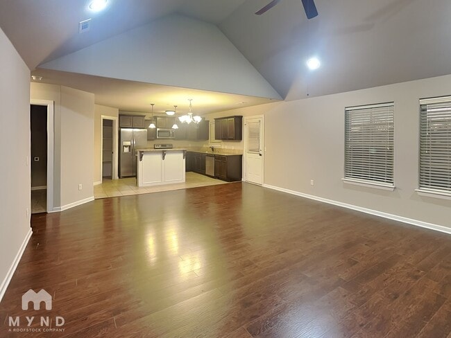 Foto del edificio - 1020 Tarah Knolls Cir