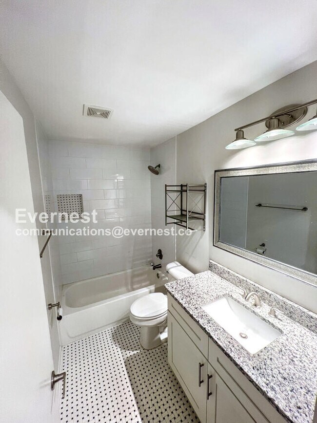 Foto del edificio - 4926 Sea Isle Rd