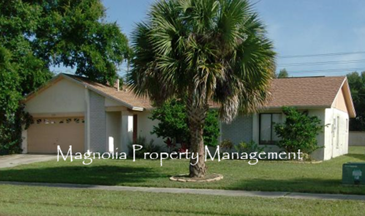 Primary Photo - Kissimmee 4 Bedroom 2 Bathroom- Fenced Yard