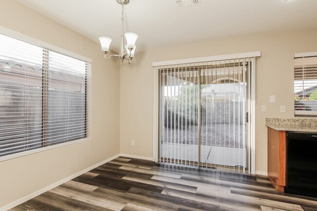 Building Photo - 16215 W Cottonwood St