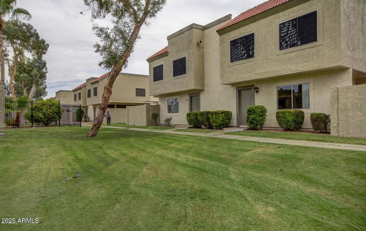 Foto principal - 4764 W Palo Verde Dr