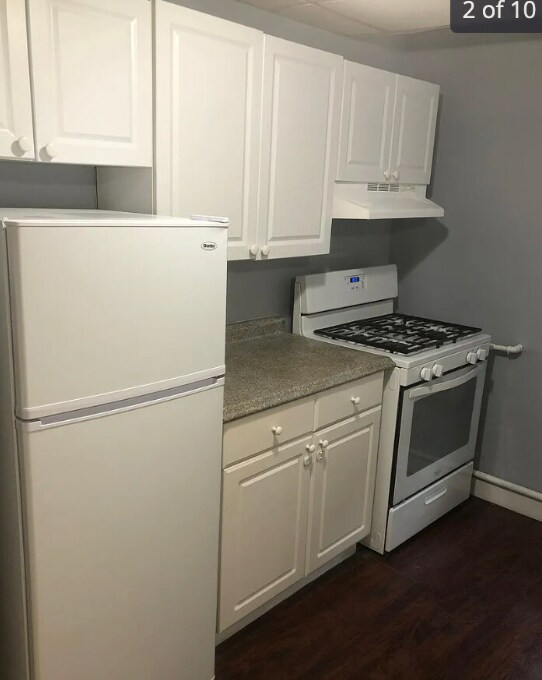 Primary Photo - 378 Riverway