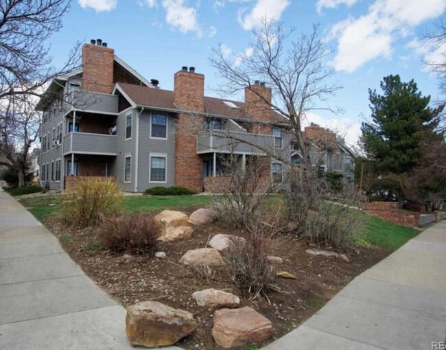 Condo on the Hill Available July 2025 - Condo on the Hill Available July 2025