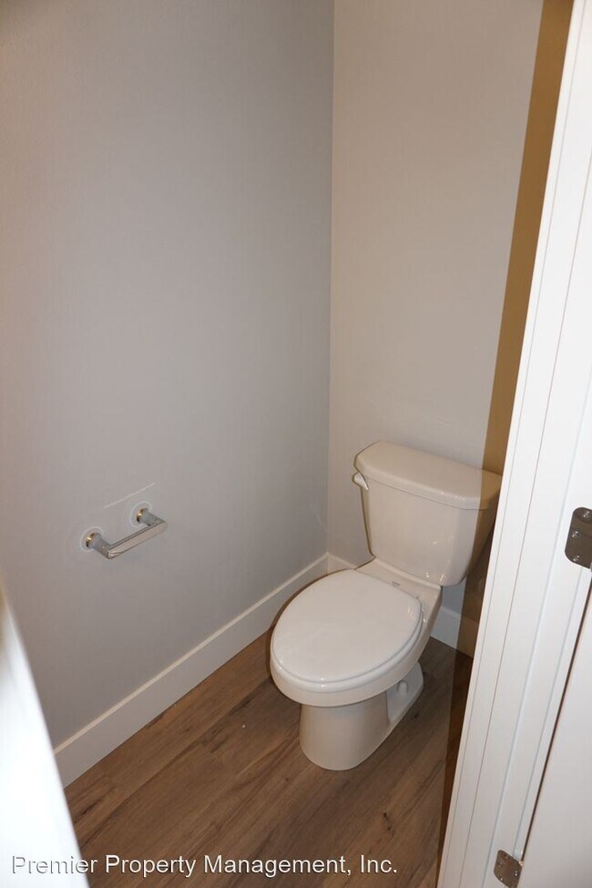 Foto del edificio - 3 br, 2.5 bath House - 12045 NE 108th St