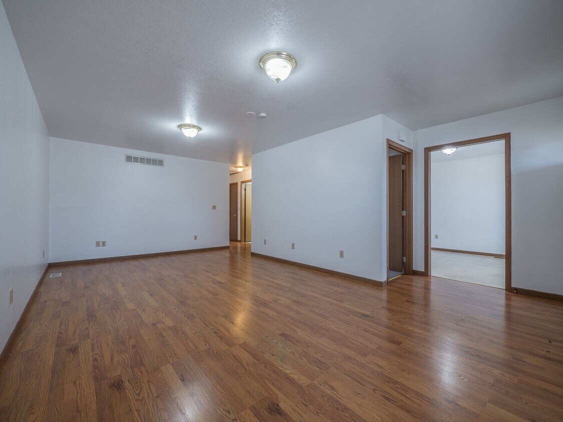Primary Photo - East 5th Duplex