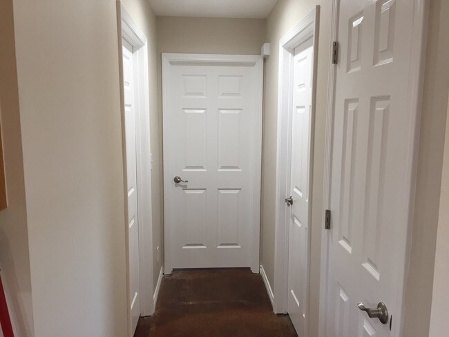 Foto del edificio - 2241 Ridgeview Dr