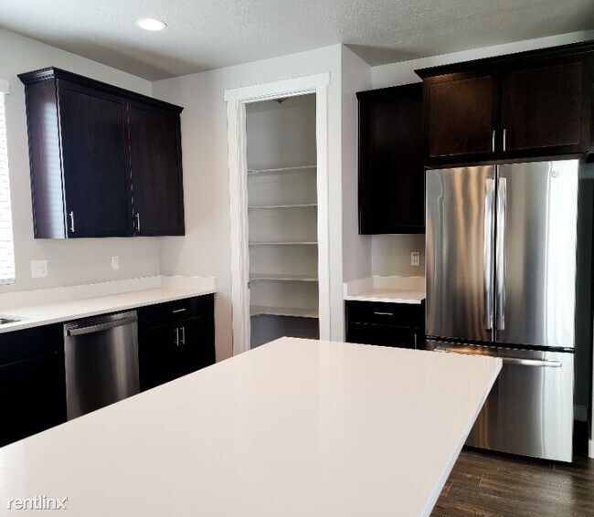Building Photo - 4049 N Penstemon Way