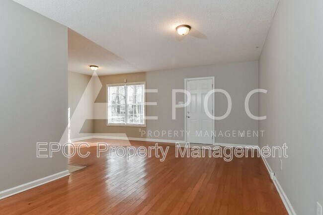 Foto del edificio - 1742 Lamb Ave