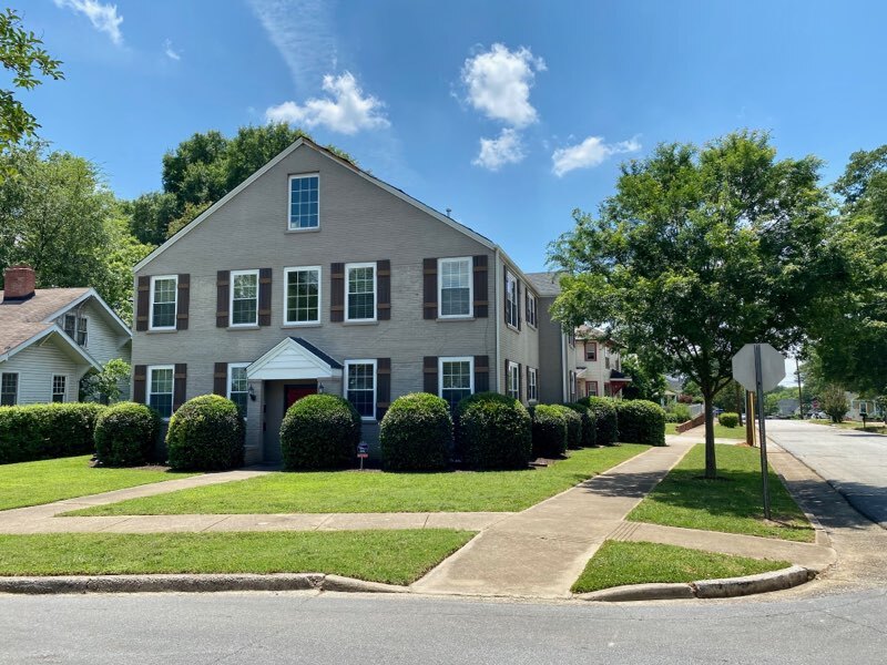 Primary Photo - 100 Elm St