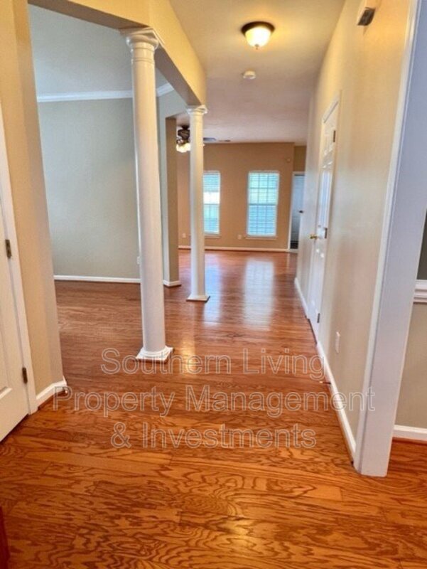Foto del edificio - 11840 Royal Castle Ct