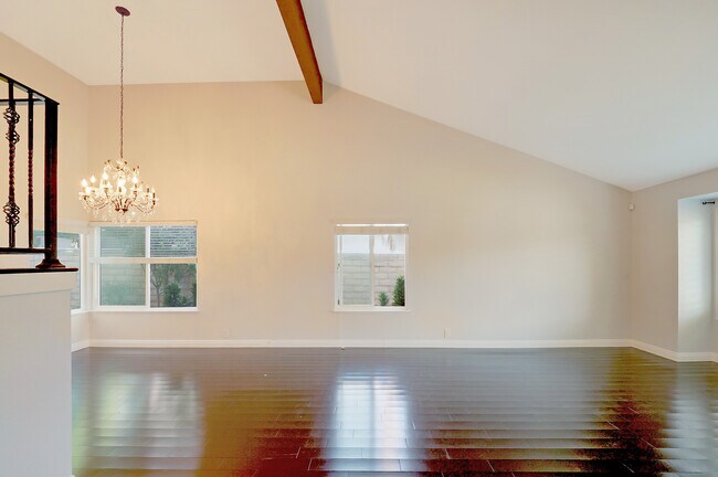Building Photo - 5245 W Goldenwood Dr