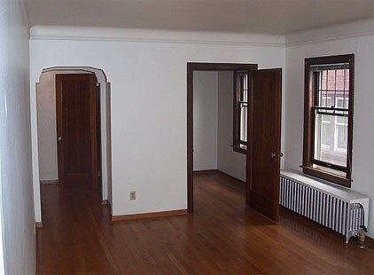 Building Photo - Sunset Heights - 1 bedroom