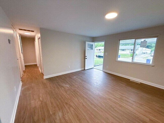 Foto del edificio - 2479 Kitchner Dr