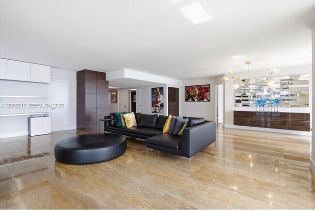 Building Photo - 50 Biscayne Blvd