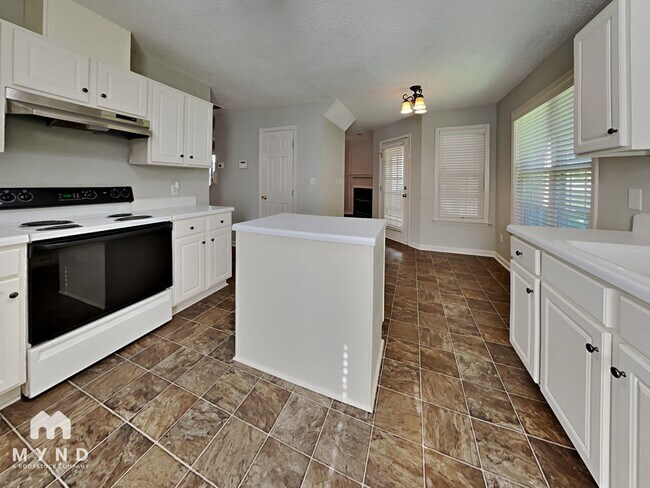 Foto del edificio - 1808 Crag Burn Ln