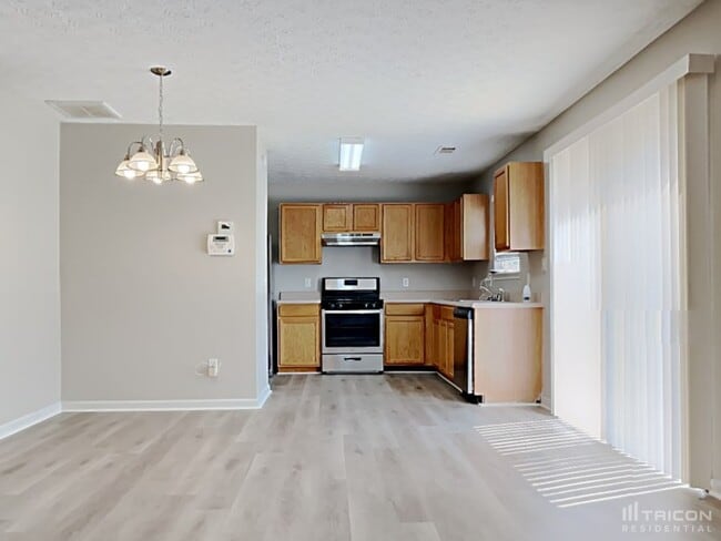 Building Photo - 1217 Andrews Dr