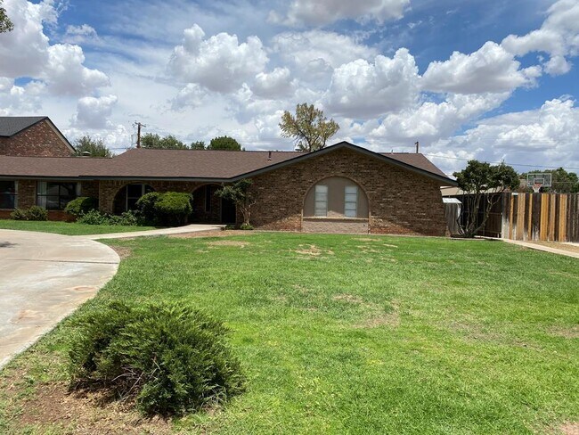 Building Photo - 6459 Riders Rd
