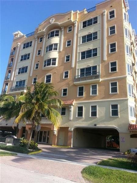 Foto del edificio - 3236 NE 5th St